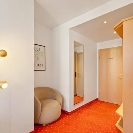 Steiners Airport-messe Bed and breakfast 3*