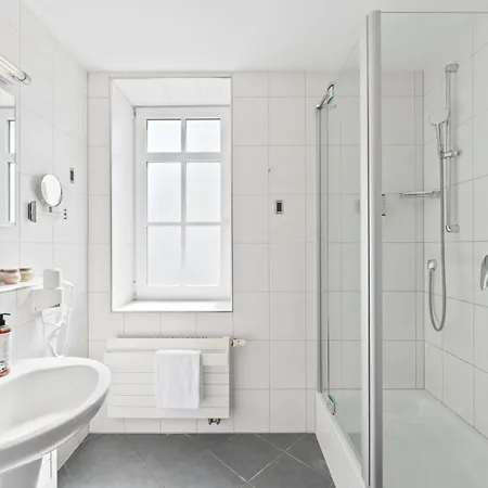 Steiners Airport-messe 3* שטוטגרט