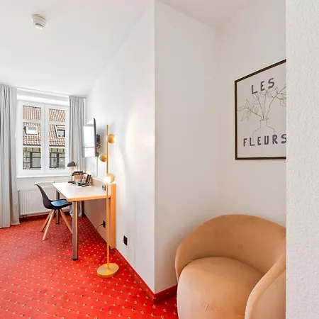 Steiners Airport-messe לינה וארוחת בוקר