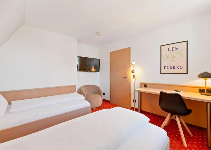 Bed & Breakfast Steiners Airport-messe 3*