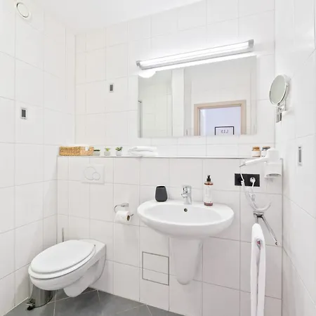 Steiners Airport-messe 住宿加早餐酒店