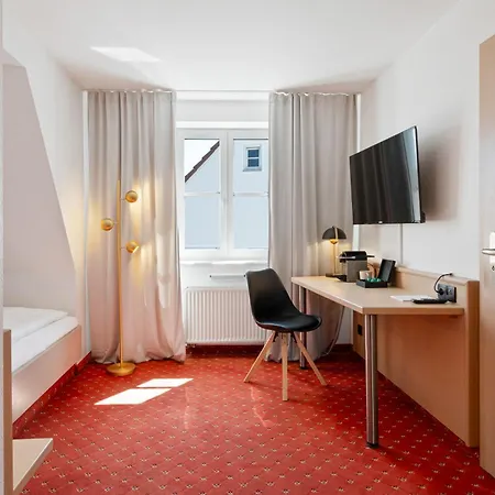 Steiners Airport-messe 住宿加早餐酒店