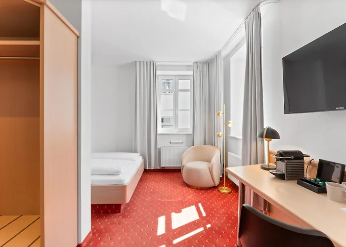 Steiners Airport-messe Bed and Breakfast